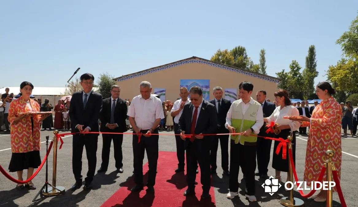 “Xalq bilan birga” umummilliy dasturi doirasida Oqqo‘rg‘onda yangi maktab qurildi