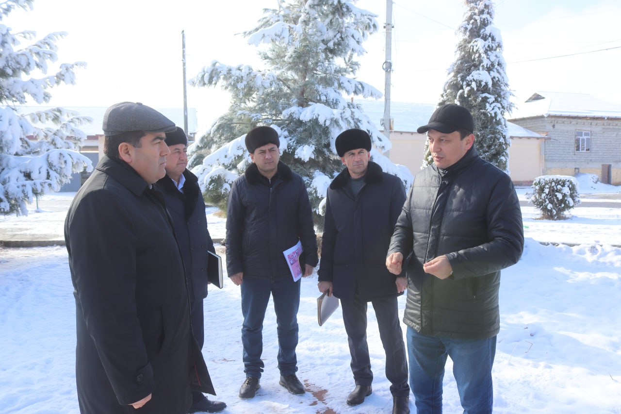 O‘zLiDeP deputati tashabbusi bilan M. Ulug‘bek mahallasining 300 metr ichki yo‘liga asfalt yotqiziladi