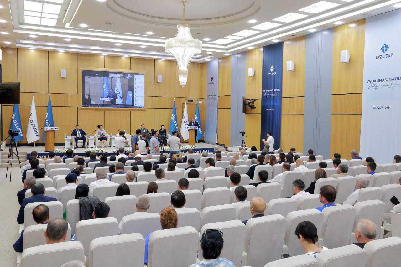 Va ular mushukchaga nimani tiqishmaydi?